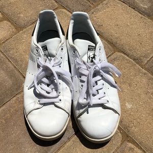Adidas Stan Smith white/Black size 8 women’s